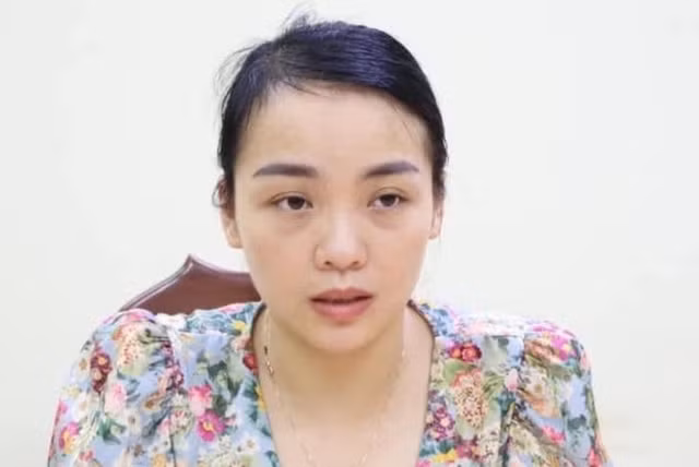 Người phụ nữ xinh đẹp chạy SH cướp tập tiền tại cây xăng Nguoi phu nu xinh dep chay SH cuop tap tien tai cay xang