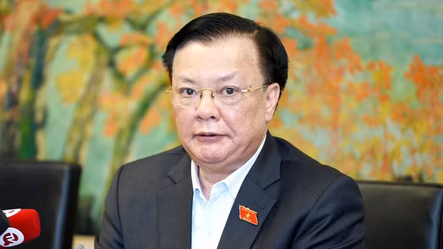 Vì sao ông Đinh Tiến Dũng thôi giữ chức Bí thư Thành ủy Hà Nội? Vi sao ong Dinh Tien Dung thoi giu chuc Bi thu Thanh uy Ha Noi?