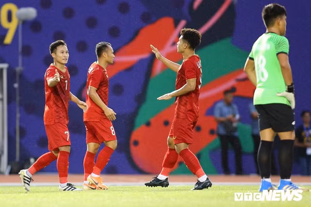 Cau thu duy nhat cua bau Duc xuat tran SEA Games la ai?-Hinh-3