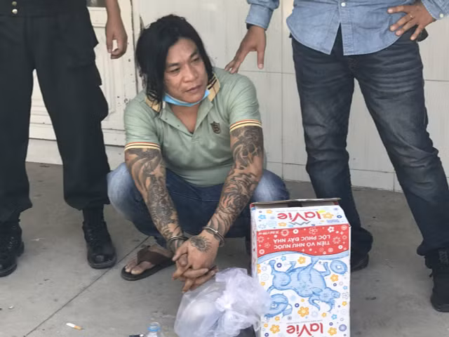 Khởi tố và tạm giam 4 người trong băng nhóm tội phạm ở Tiền Giang - Hình 3 Khoi to va tam giam 4 nguoi trong bang nhom toi pham o Tien Giang-Hinh-3