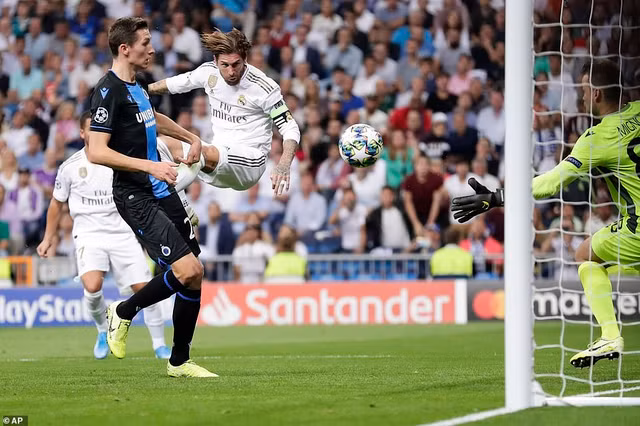Ket qua Cup C1 den qua: Real Madrid thoat thua nhuc nha, Ga Trong tham bai