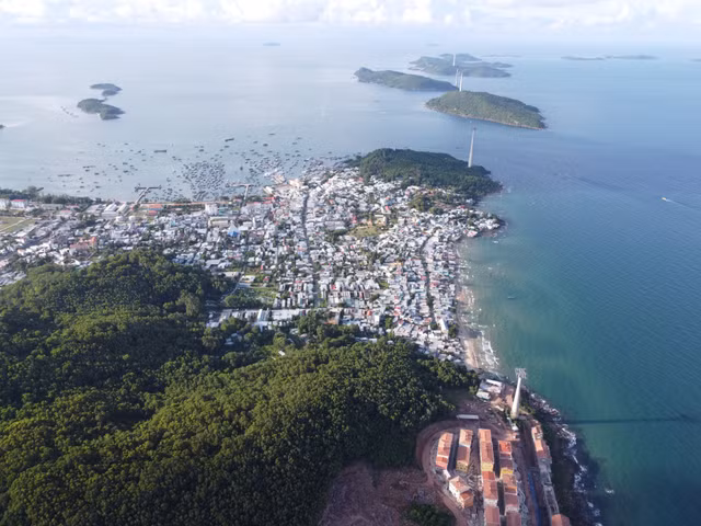 TP Phu Quoc thua kien nguoi dan khi thu hoi dat nhung khong co quyet dinh thu hoi