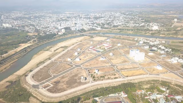 Kon Tum siết chặt tình trạng phân lô, bán nền Kon Tum siet chat tinh trang phan lo, ban nen