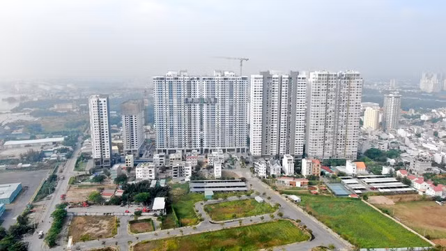 Đây là 4 con đường ken đặc chung cư ở Sài Gòn, khách nghĩ kỹ trước khi xuống tiền - Hình 25 Day la 4 con duong ken dac chung cu o Sai Gon, khach nghi ky truoc khi xuong tien-Hinh-25