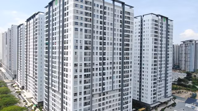 Đây là 4 con đường ken đặc chung cư ở Sài Gòn, khách nghĩ kỹ trước khi xuống tiền - Hình 41 Day la 4 con duong ken dac chung cu o Sai Gon, khach nghi ky truoc khi xuong tien-Hinh-41