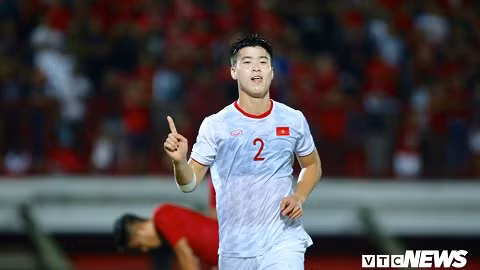 Clip 3 bàn thắng của Duy Mạnh, Ngọc Hải, Tiến Linh vào lưới Indonesia - Hình 2 Clip 3 ban thang cua Duy Manh, Ngoc Hai, Tien Linh vao luoi Indonesia-Hinh-2
