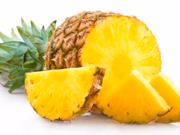 Không chỉ có trái vải mà một số loại quả như nho, dứa, táo, xoài, sầu riêng khi để lâu lượng đường sẽ bị lên men rồi chuyển hóa thành rượu, người ăn vào sẽ bị tăng nồng độ cồn trong máu.