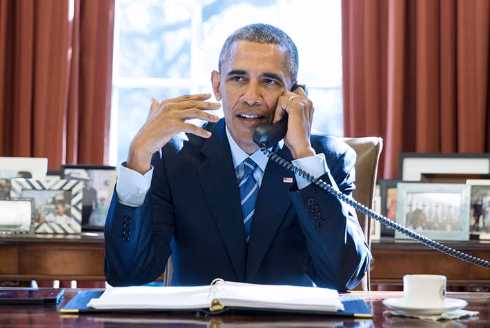 Trong 8 năm giữ cương vị chủ nhân Nhà Trắng, Tổng thống Obama tự hào với việc đạt được những thành tựu: tạo thêm 15,6 triệu việc làm trong lĩnh vực tư nhân, thực hiện Đạo luật chăm sóc sức khỏe Obamacare. Ông cũng cho rằng bản thân có nhiều đóng góp giúp Mỹ tiếp tục giữ vai trò đầu tàu của thế giới và phối hợp với các nước trên thế giới để giải quyết các vấn đề toàn cầu.