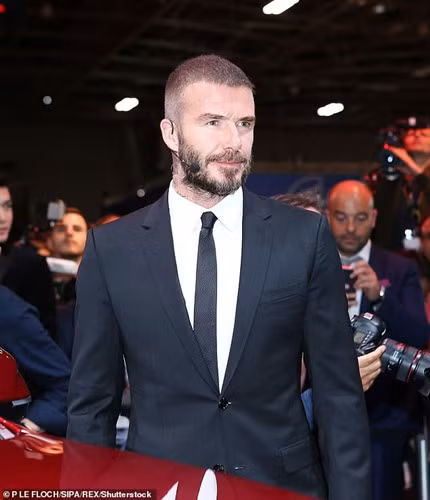 Ở độ tứ tuần, David Beckham vẫn rất phong độ và là thần tượng của rất nhiều người yêu bóng đá.