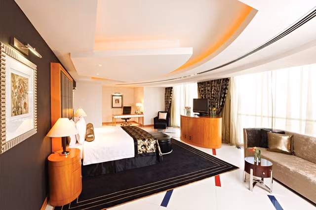 Phòng Imperial Suite tại khách sạn Fairmont ở Dubai. Phòng Imperial Suite tại khách sạn Fairmont ở Dubai.