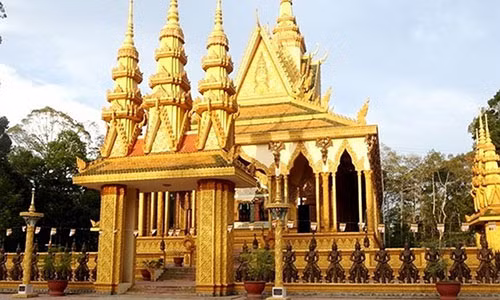Những thú chơi ngông không giống ai của đại gia “ngã ngựa” Trầm Bê - Hình 9 Nhung thu choi ngong khong giong ai cua dai gia “nga ngua” Tram Be-Hinh-9