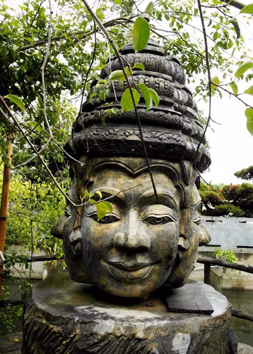 Những thú chơi ngông không giống ai của đại gia “ngã ngựa” Trầm Bê - Hình 4 Nhung thu choi ngong khong giong ai cua dai gia “nga ngua” Tram Be-Hinh-4