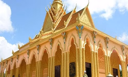 Những thú chơi ngông không giống ai của đại gia “ngã ngựa” Trầm Bê - Hình 10 Nhung thu choi ngong khong giong ai cua dai gia “nga ngua” Tram Be-Hinh-10