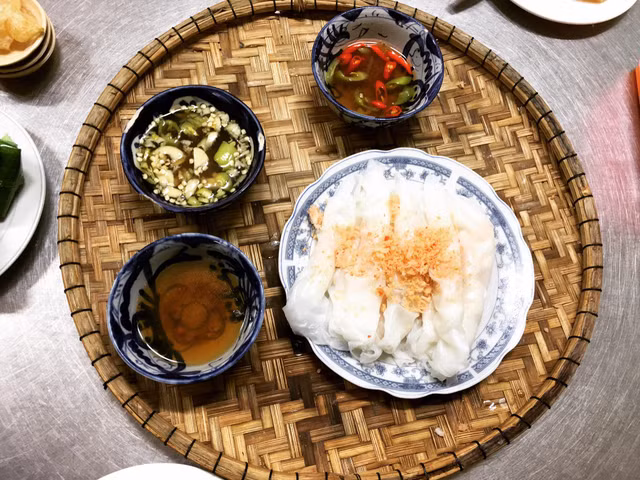 Du lịch Quảng Bình - Huế cực vui mà chỉ tốn 3 triệu đồng - Hình 15 Du lich Quang Binh - Hue cuc vui ma chi ton 3 trieu dong-Hinh-15