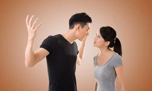 Vợ đi công tác đem theo thuốc ngừa thai Vo di cong tac dem theo thuoc ngua thai