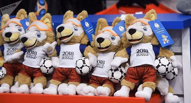 Linh vật sói Zabivaka cũng được khá nhiều người ưa chuộng Linh vật sói Zabivaka cũng được khá nhiều người ưa chuộng