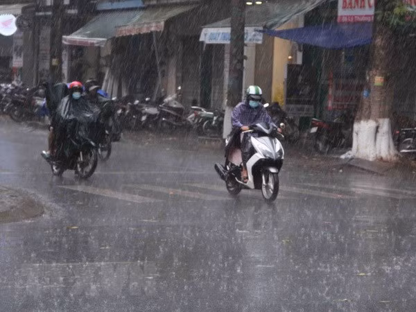 Bac Bo va Bac Trung Bo bat dau dot mua lon do anh huong bao so 6