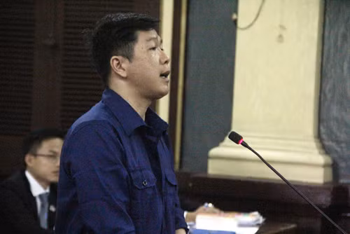 Bat ngo phien toa xet xu mua ban “logo”, giai cuu xe qua tai-Hinh-3