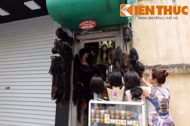 Những cửa hàng siêu nhỏ "hái ra tiền" ở đất vàng Hà Nội Nhung cua hang sieu nho "hai ra tien" o dat vang Ha Noi