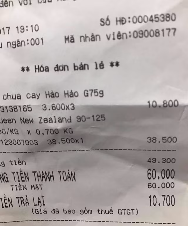 Siêu thị thản nhiên không trả tiền thừa cho khách: Ai đút túi? Sieu thi than nhien khong tra tien thua cho khach: Ai dut tui?