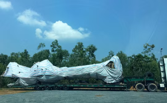 Bắt cây “quái thú” lọt nhiều trạm CSGT miền Trung - Hình 2 Bat cay “quai thu” lot nhieu tram CSGT mien Trung-Hinh-2