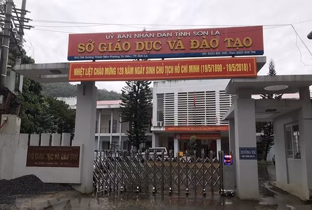 Thêm một cán bộ Sở GD&ĐT Sơn La bị khởi tố vụ gian lận điểm thi Them mot can bo So GD&DT Son La bi khoi to vu gian lan diem thi