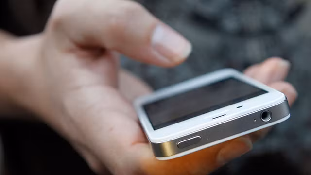 Những mẫu smartphone cao cấp khá phổ biến tại Triều Tiên. Những mẫu smartphone cao cấp khá phổ biến tại Triều Tiên.