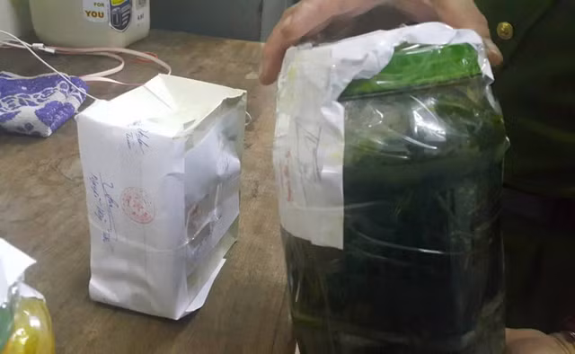 Những vụ kinh doanh xăng “bẩn” gây sốc ở Việt Nam - Hình 2 Nhung vu kinh doanh xang “ban” gay soc o Viet Nam-Hinh-2