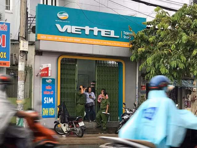 Cửa hàng thuộc đại lý ủy quyền Viettel bị trộm hàng tỷ đồng Cua hang thuoc dai ly uy quyen Viettel bi trom hang ty dong
