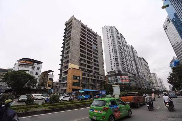 Dự án Công ty Sao Mai rơi thanh sắt làm chết người từng dính lùm xùm gì? Du an Cong ty Sao Mai roi thanh sat lam chet nguoi tung dinh lum xum gi?