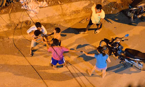 Hà Nội: Nam sinh bị đánh hội đồng đến chết Ha Noi: Nam sinh bi danh hoi dong den chet