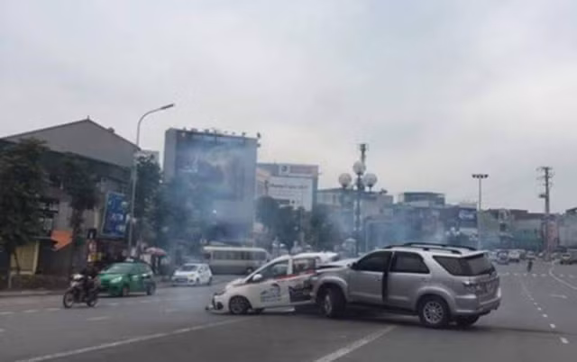 Nhung "diem den" TNGT nguoi dan can chu y khi di choi dip 2/9