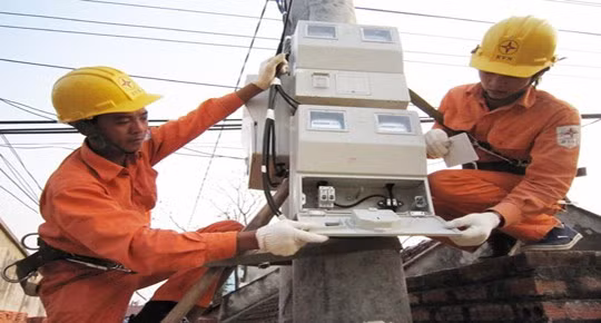 EVN cho biết việc hạch toán chi phí trước thời điểm được phê duyệt là "sự nỗ lực lớn" - Ảnh: EVN EVN cho biết việc hạch toán chi phí trước thời điểm được phê duyệt là "sự nỗ lực lớn" - Ảnh: EVN