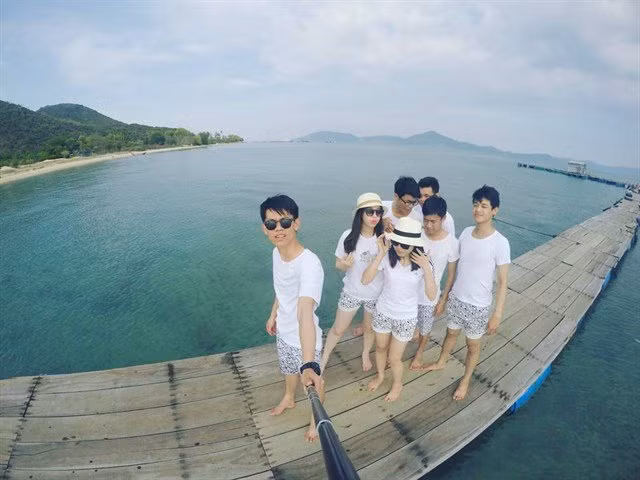 Những cây cầu vươn ra biển tuyệt đẹp cho giới trẻ "sống ảo" Nhung cay cau vuon ra bien tuyet dep cho gioi tre "song ao"