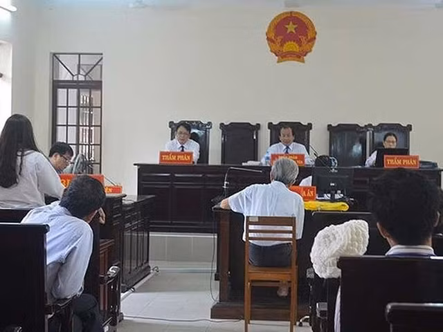 Bị cáo Thủy tại phiên xử phúc thẩm. Ảnh: K.LY Bị cáo Thủy tại phiên xử phúc thẩm. Ảnh: K.LY