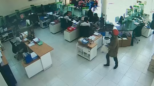 Đã xác định nghi can cướp ngân hàng Vietcombank Da xac dinh nghi can cuop ngan hang Vietcombank