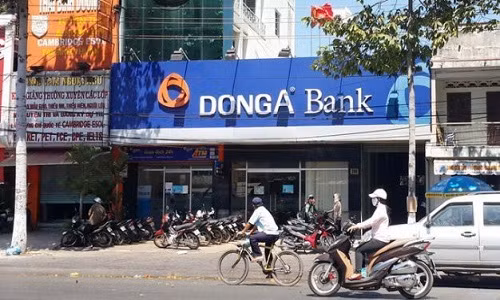 Ngân hàng Nhà nước khẳng định các phương án tái cơ cấu đều theo hướng để NH Đông Á ổn định và phát triển trở lại. Ảnh: T.L.