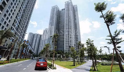 Hoảng loạn cư dân chung cư Thảo Điền Masteri cúng bái... dưới tầng hầm Hoang loan cu dan chung cu Thao Dien Masteri cung bai... duoi tang ham