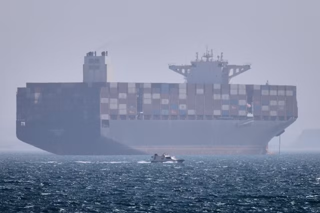 ap26124419258830.jpg