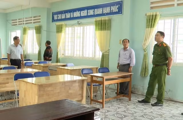 anh-8372.jpg