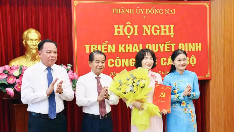 Các quyết định của Ban Bí thư về công tác cán bộ tuần qua