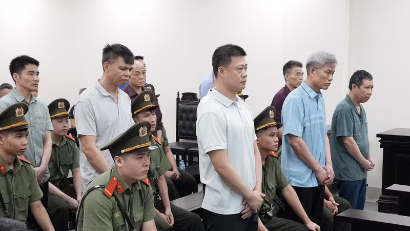 Cựu Phó Bí thư Tỉnh đoàn Yên Bái từ "vô tội" đến đề nghị 17 năm 6 tháng tù