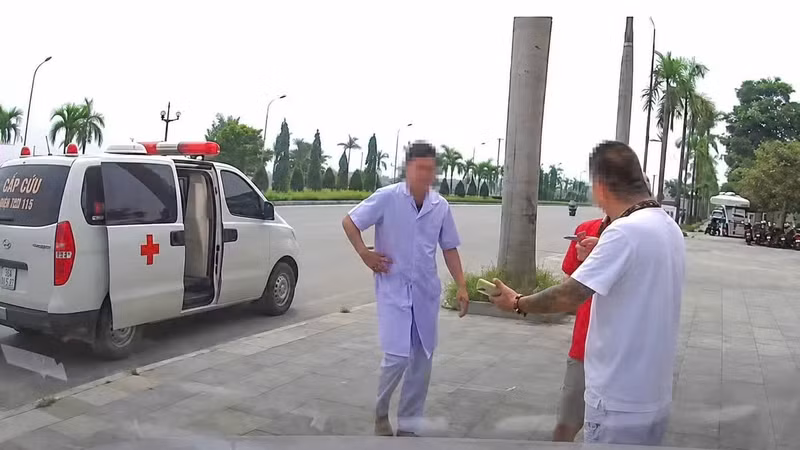 Thông tin mới vụ chênh giá xe cấp cứu ở Thanh Hoá