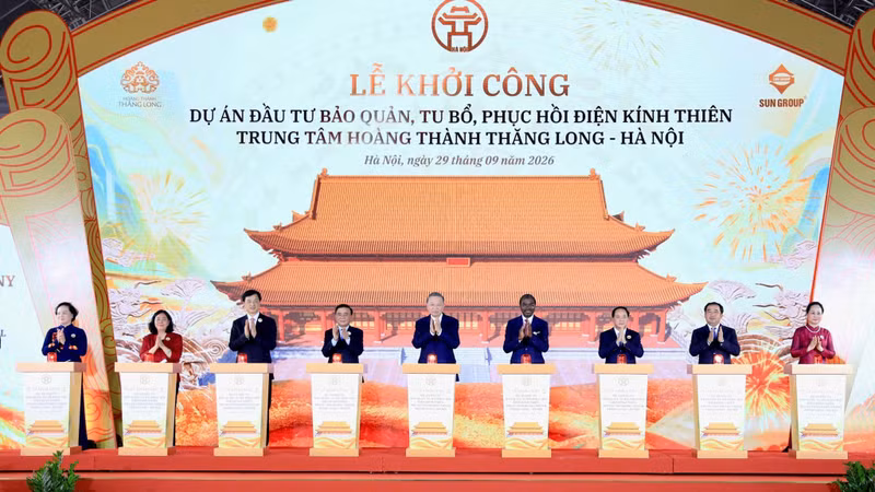 Tổng Bí thư, Chủ tịch nước dự lễ khởi công phục dựng điện Kính Thiên
