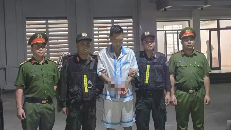 Từ vụ Huấn Hoa Hồng: Giang hồ mạng và bài toán làm sạch không gian số