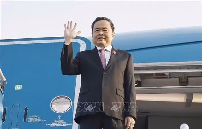 Chủ tịch Quốc hội Trần Thanh Mẫn lên đường thăm chính thức Trung Quốc