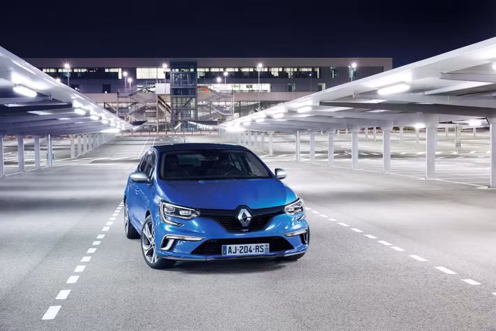 Mẫu xe ôtô Renault Megane GT thế hệ thứ 4 sẽ sớm được trình làng tới công chúng tại thị trường Malaysia. Còn nhớ vào hồi tháng 7 vừa qua, hình ảnh về chiếc GT mới bất ngờ xuất hiện trên mạng thu hút sự quan tâm của giới truyền thông.