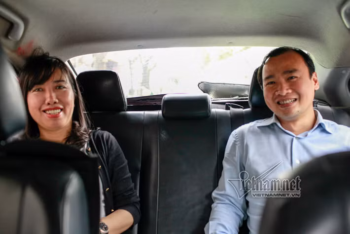 Bà Lê Thị Thu Hằng và ông Lê Hải Bình (Ảnh chụp chiều 4/4/2017).