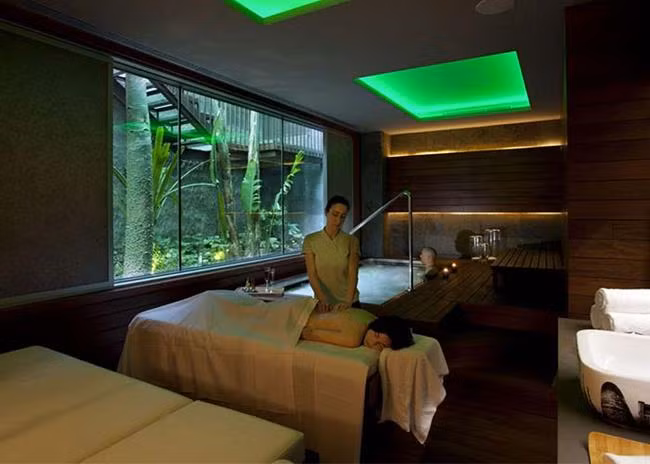 Phòng tắm xứng tầm đẳng cấp 4 sao.
