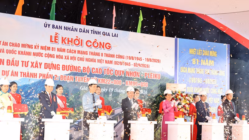 Gia Lai khởi công Dự án thành phần 2 Cao tốc chào mừng CMT8 và Quốc khánh 2/9